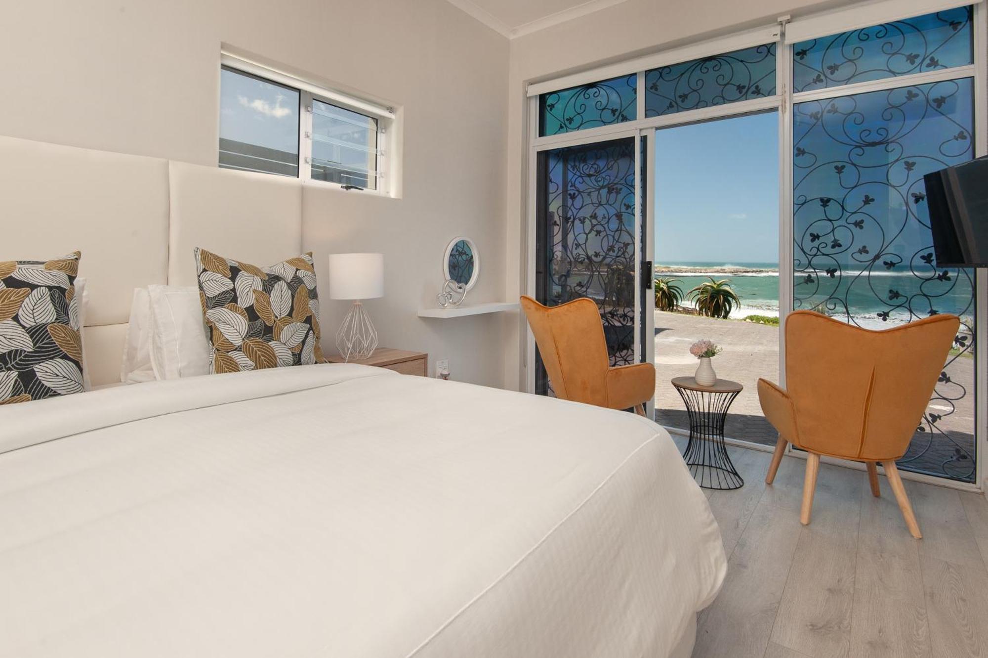 Absolute Ocean Boutique Guesthouse Hermanus Extérieur photo