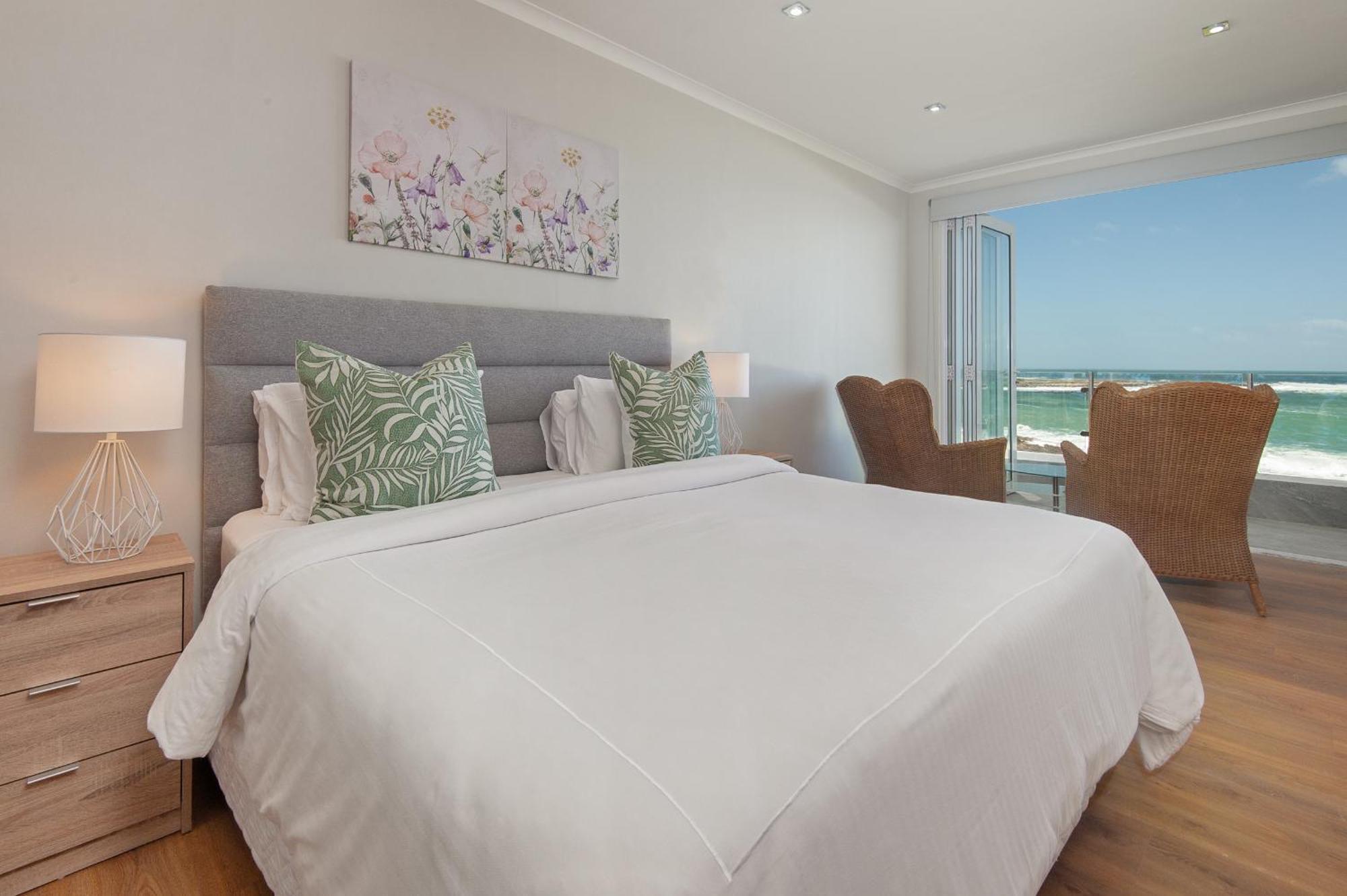 Absolute Ocean Boutique Guesthouse Hermanus Extérieur photo