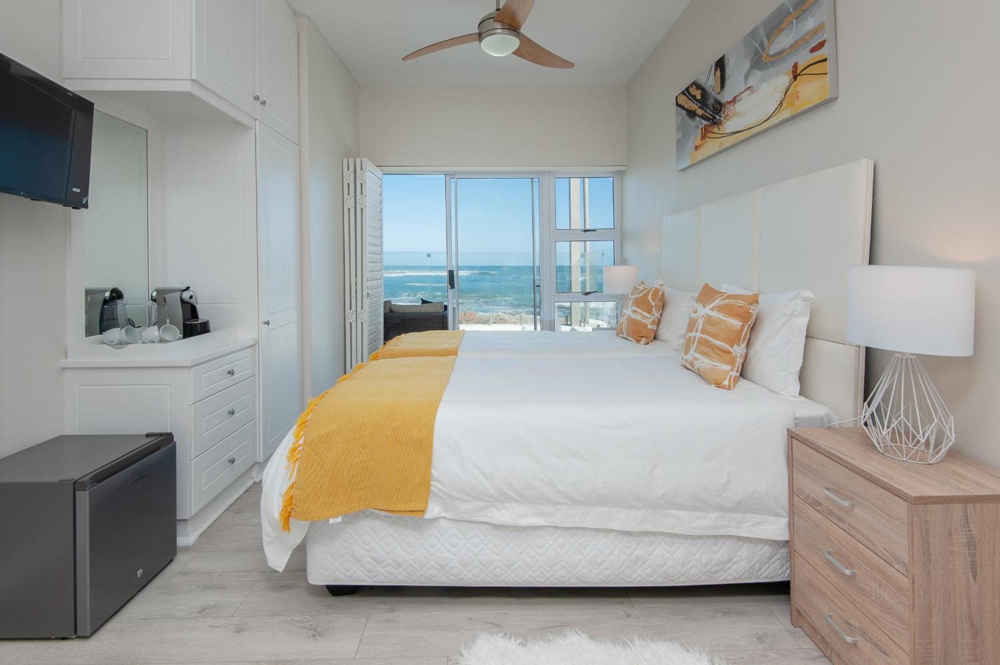 Absolute Ocean Boutique Guesthouse Hermanus Extérieur photo