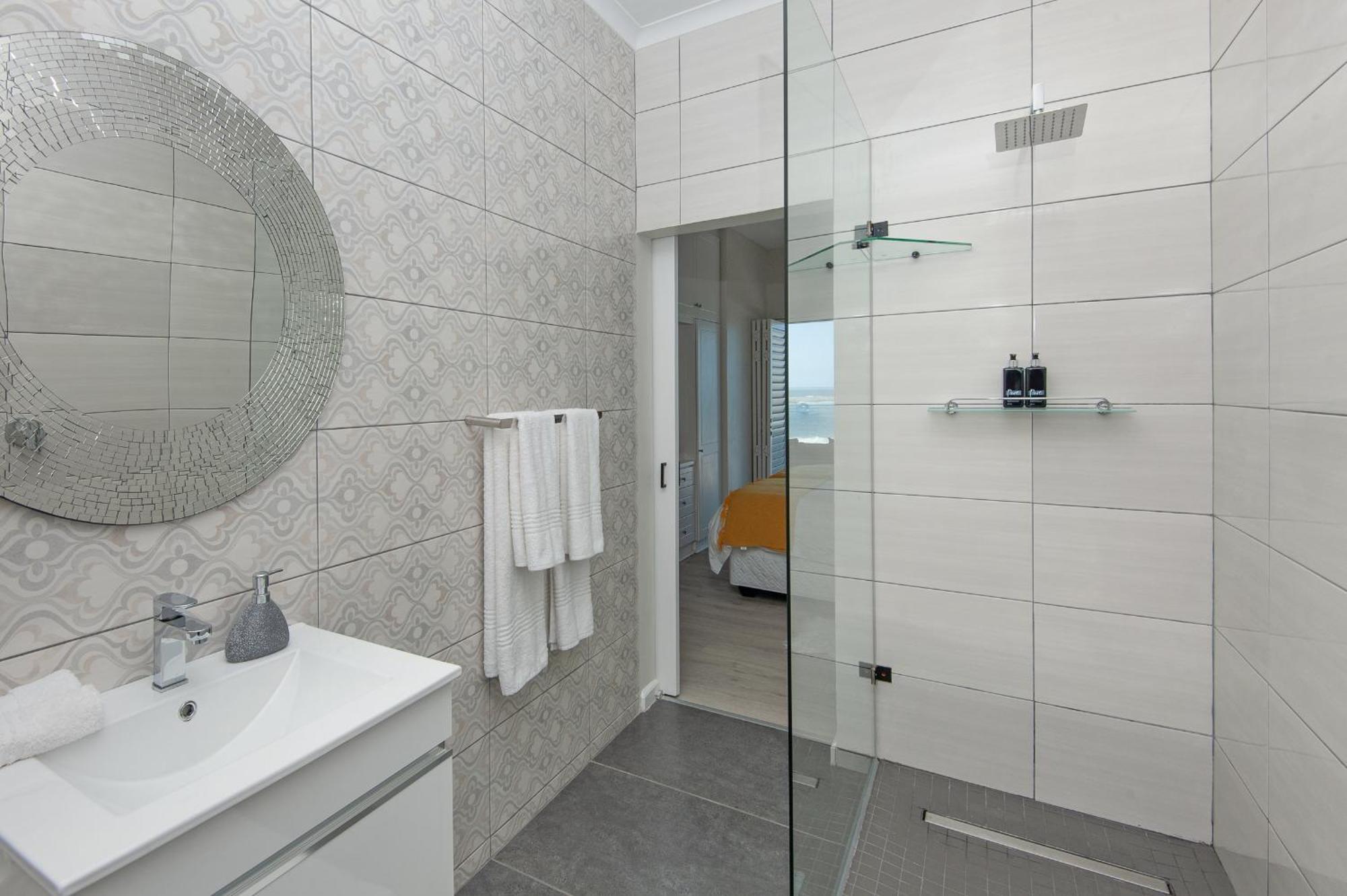Absolute Ocean Boutique Guesthouse Hermanus Extérieur photo