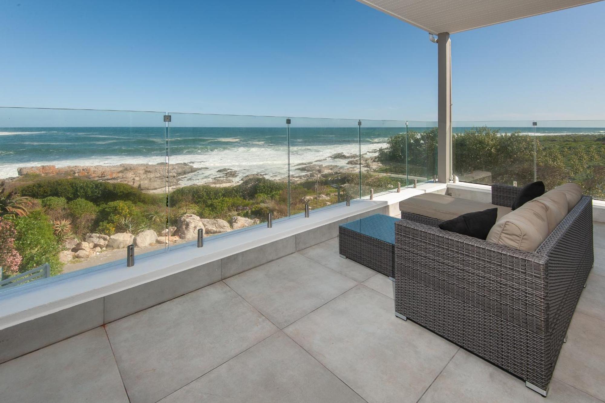 Absolute Ocean Boutique Guesthouse Hermanus Extérieur photo