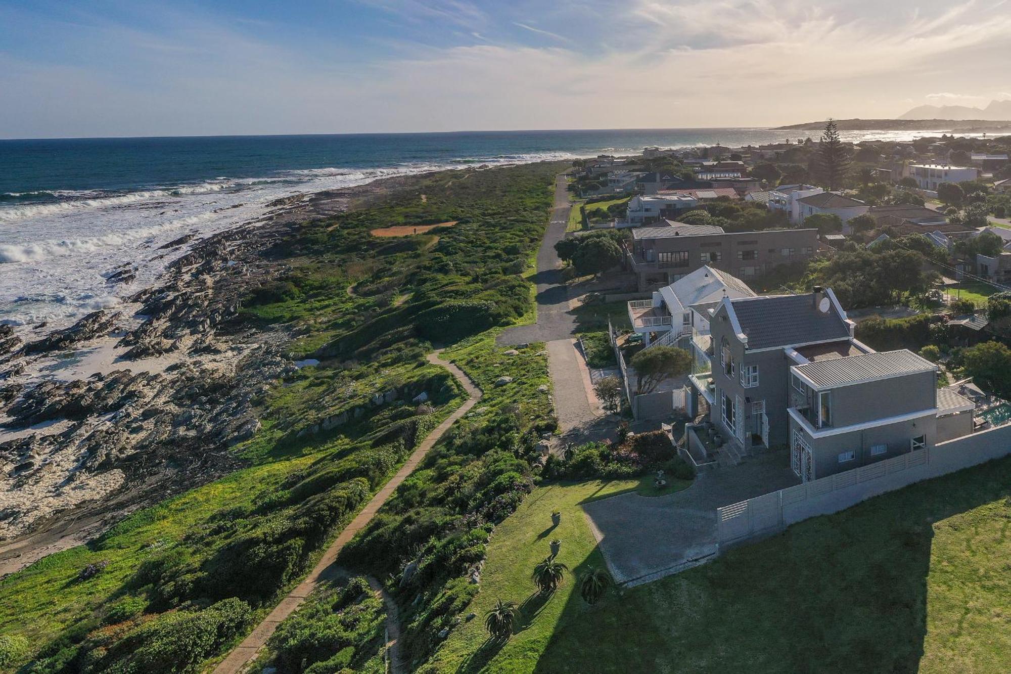 Absolute Ocean Boutique Guesthouse Hermanus Extérieur photo