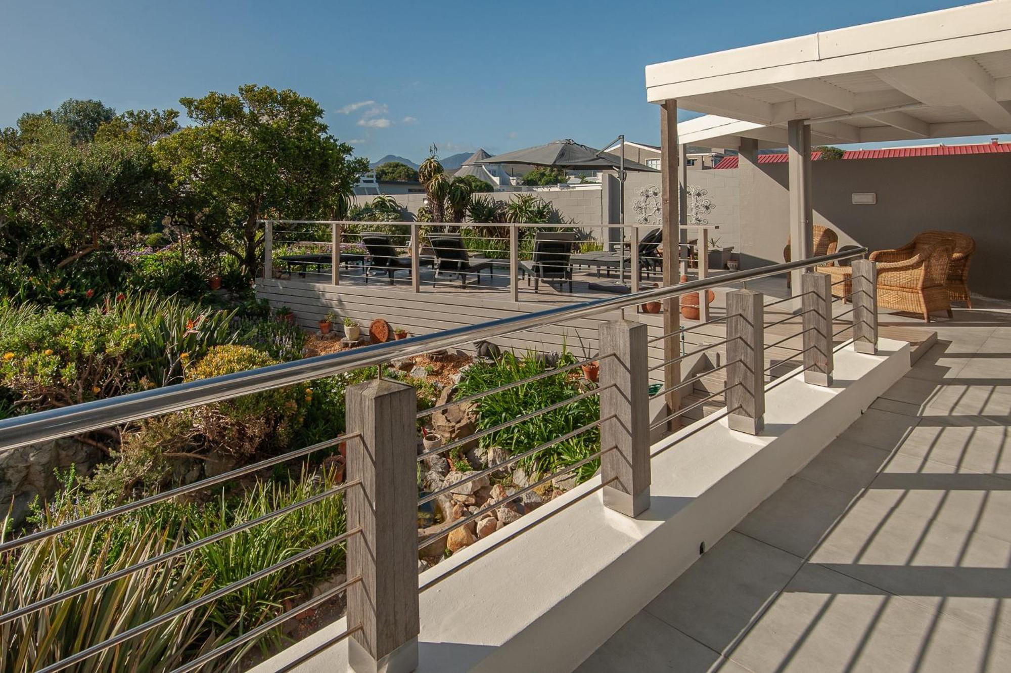 Absolute Ocean Boutique Guesthouse Hermanus Extérieur photo